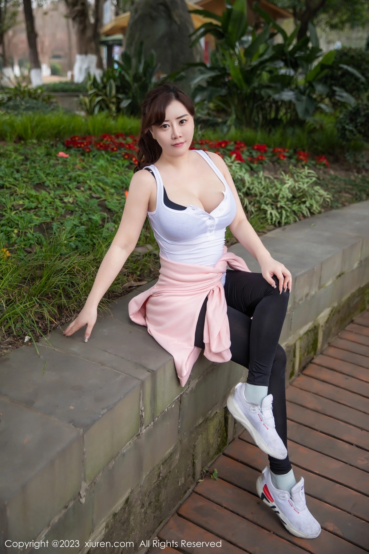[XiuRen]高清写真图 2023.03.09 No.6386 王婉悠Queen 运动服美臀