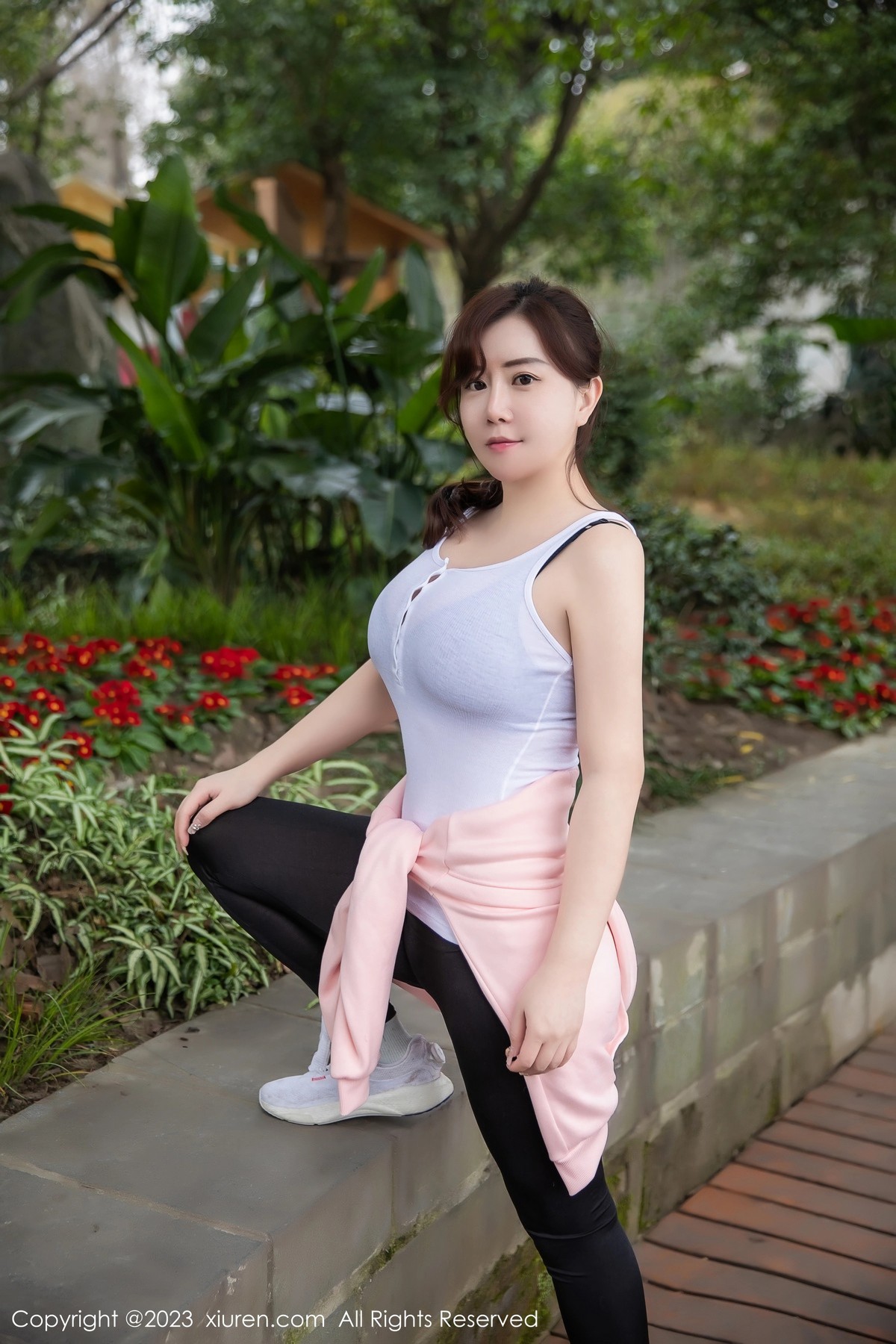 [XiuRen]高清写真图 2023.03.09 No.6386 王婉悠Queen 运动服美臀