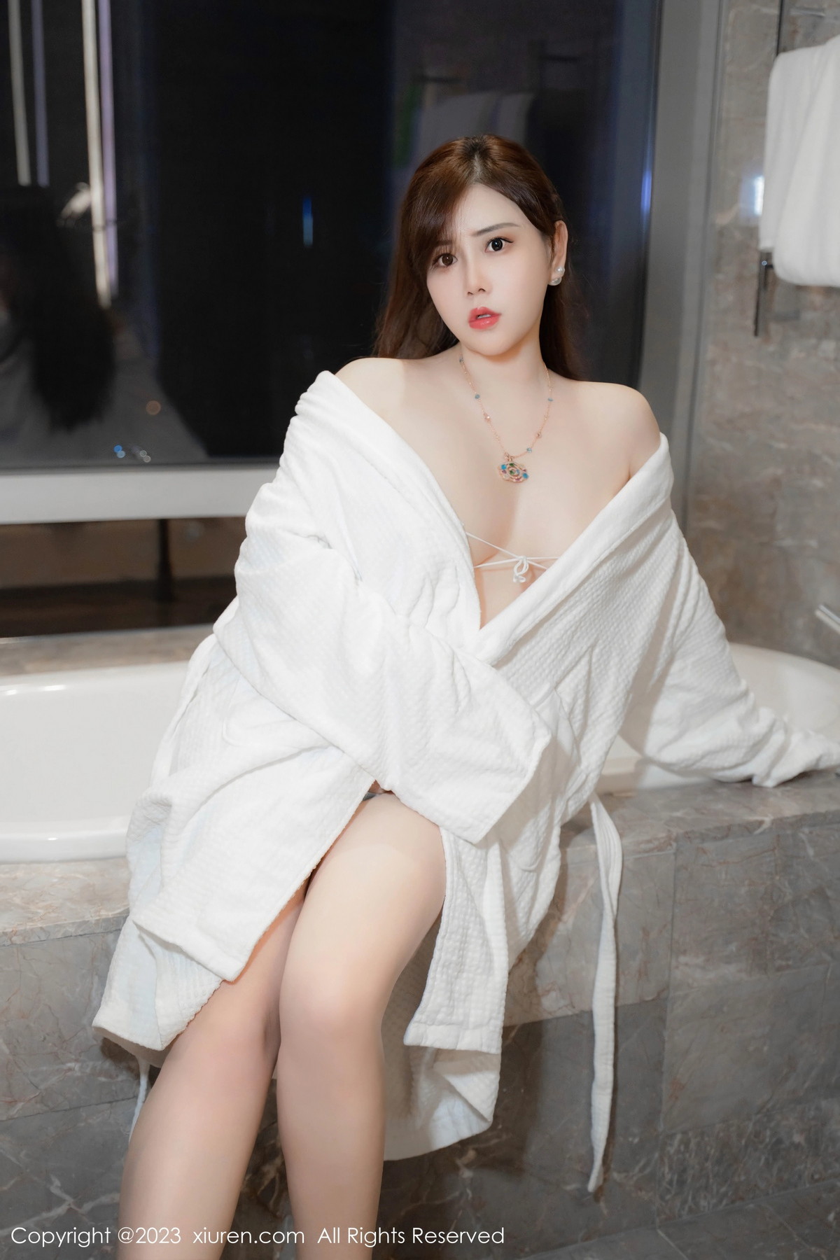 [XiuRen]高清写真图 2023.09.27 No.7450 王婉悠Queen 丰腴美臀