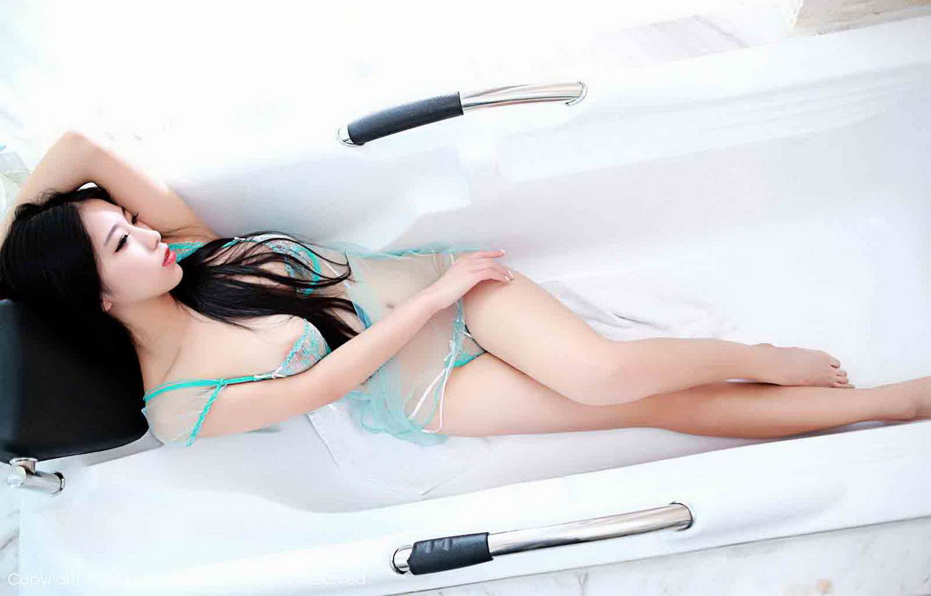 芒果小姐_daisy-[秀人网]高清写真图套图写真图集XR20141225N00260