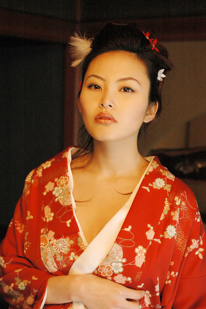 诸冈爱美(諸岡愛美)-《艶 ～glossy～》For-side写真图