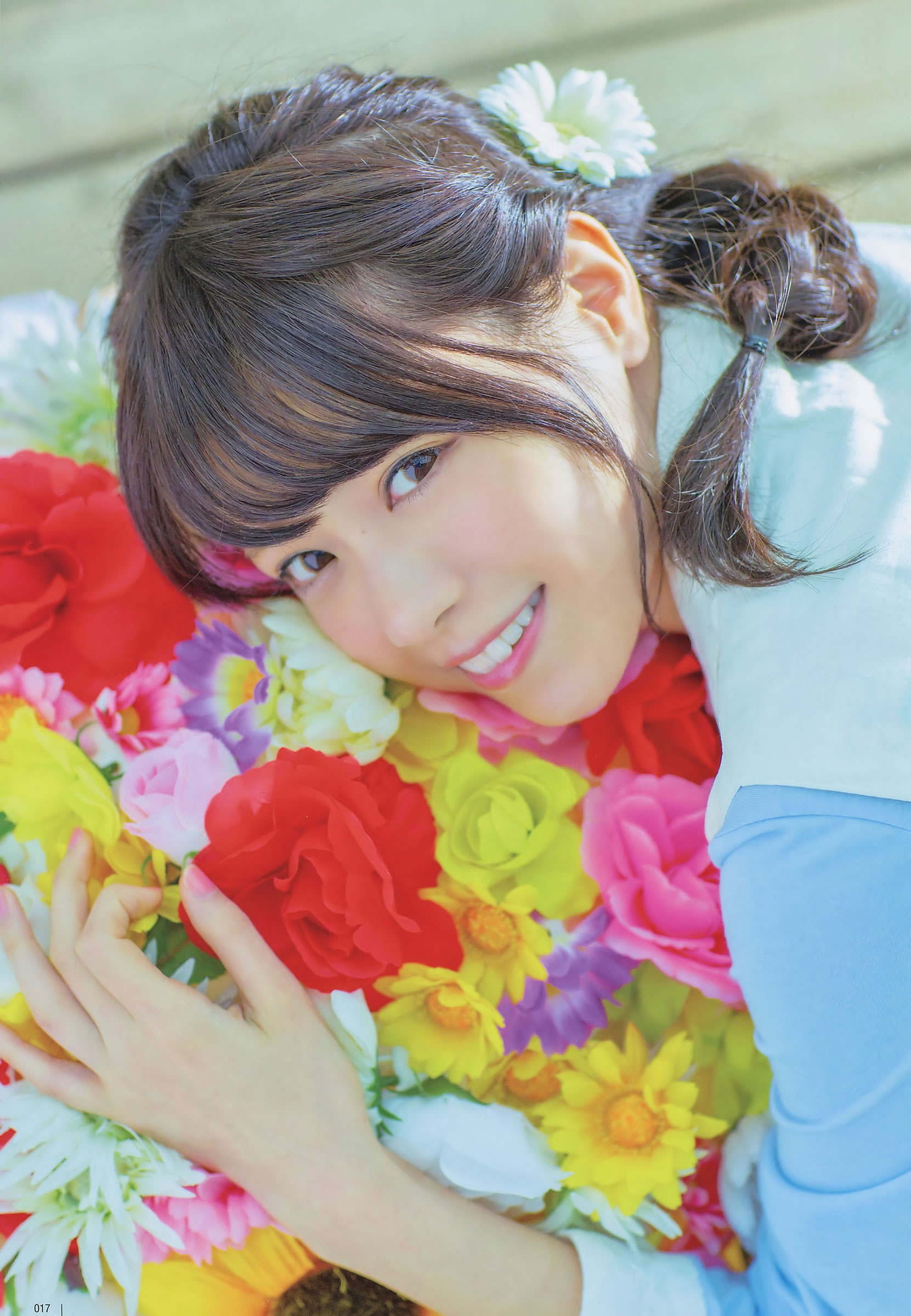 [UTB]高清写真图2015.05 西野七瀬 高柳明音 込山榛香 伊藤万理華 鞘師里保 鈴木愛理 岡井千聖 + 别册付録 白石麻衣 中元日芽香 深川麻衣 和田まあやの