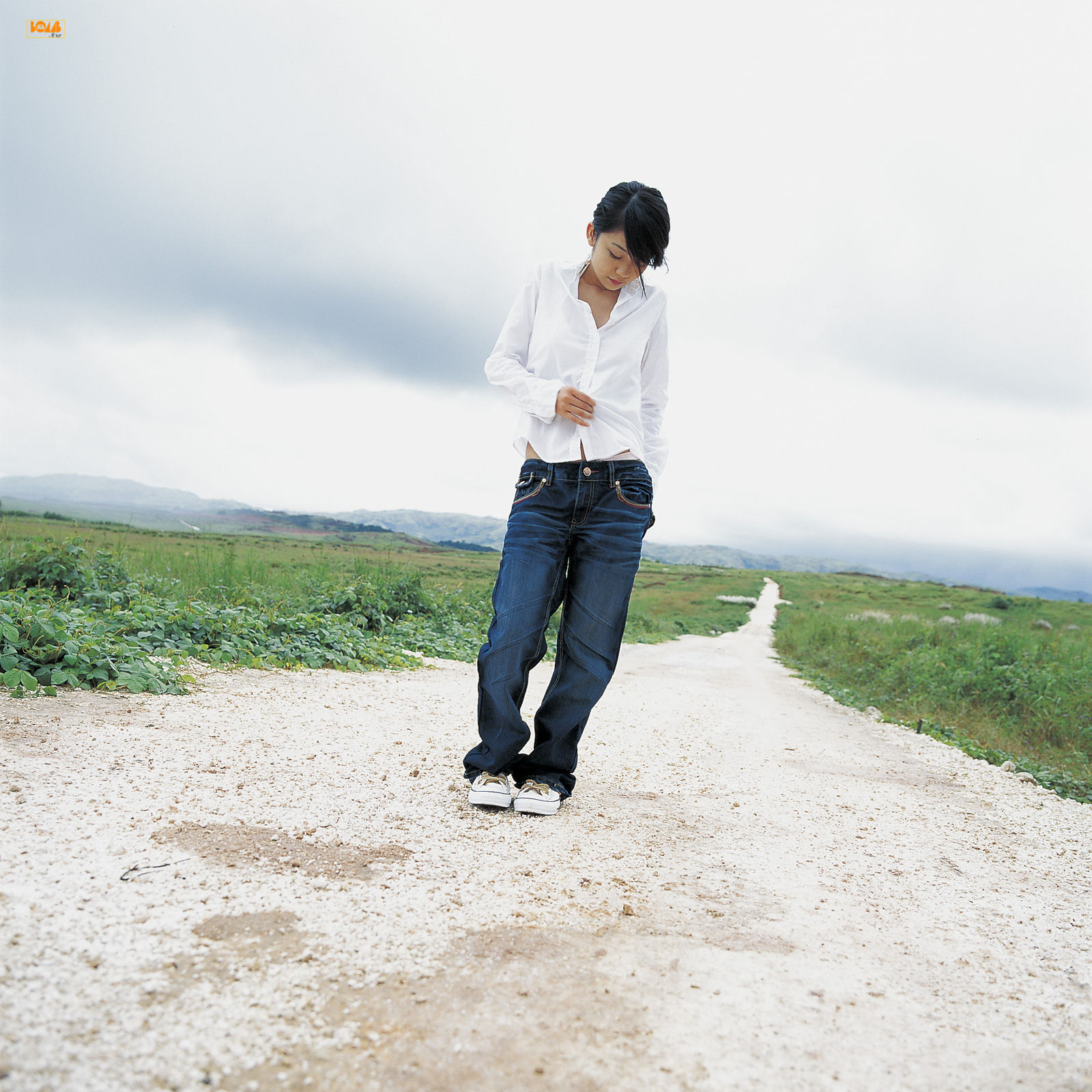 秋山依里(秋山奈々)-[Bomb.TV]高清写真图套图写真图集2007-12