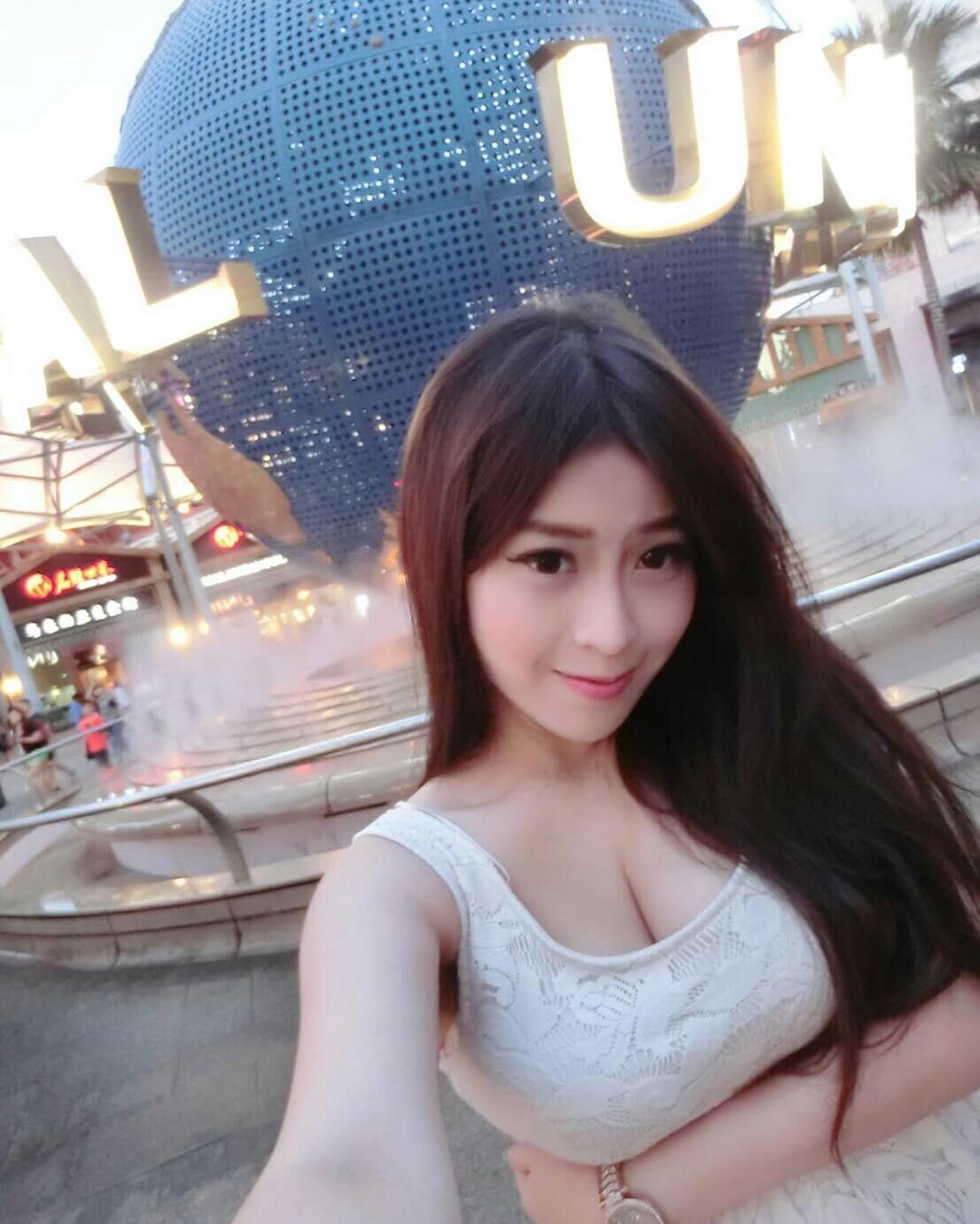 台湾极品妹子Yumi.K 身材超好的私房照