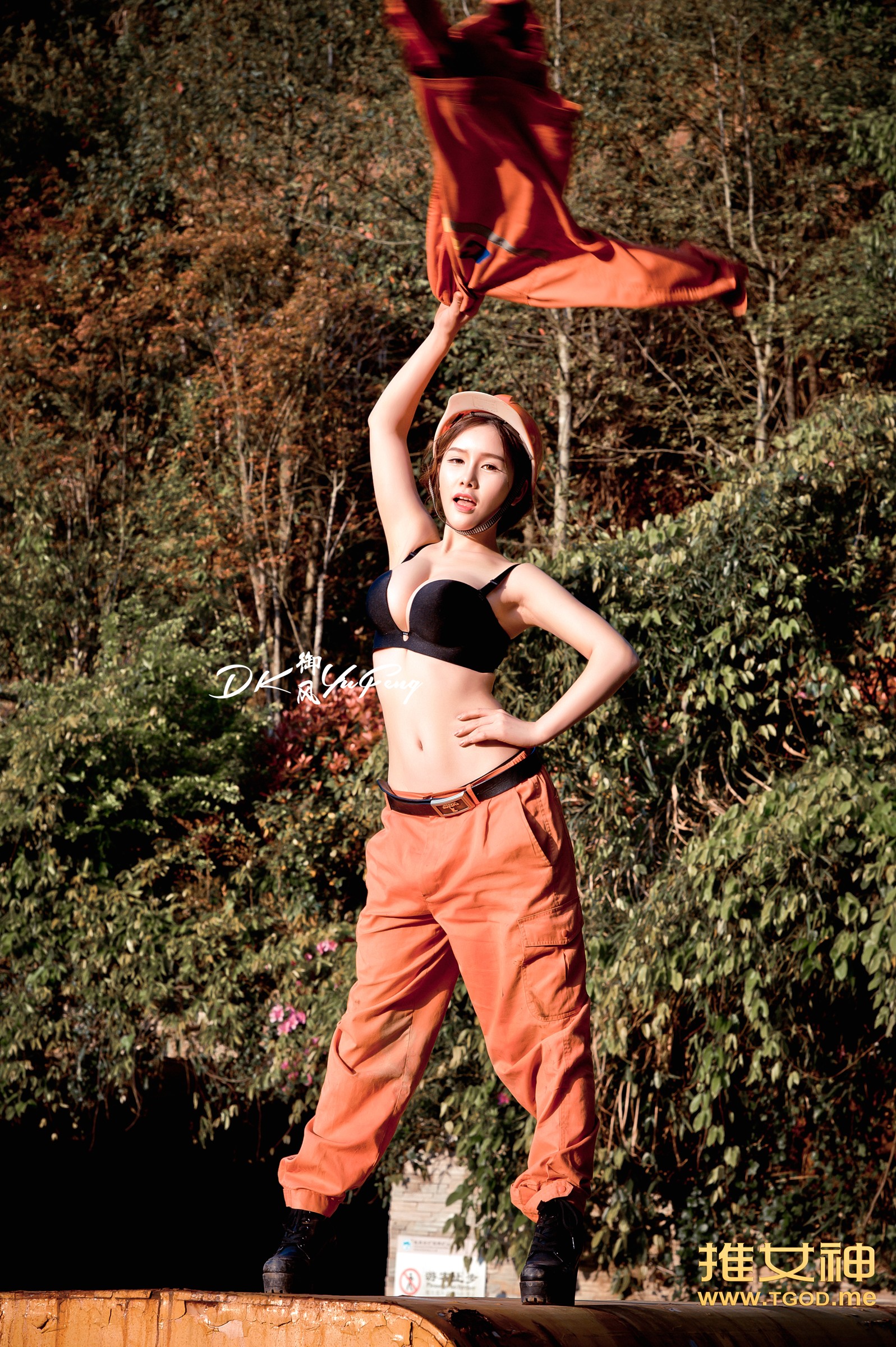 于姬Una [TGOD推女神]高清写真图出道第一拍