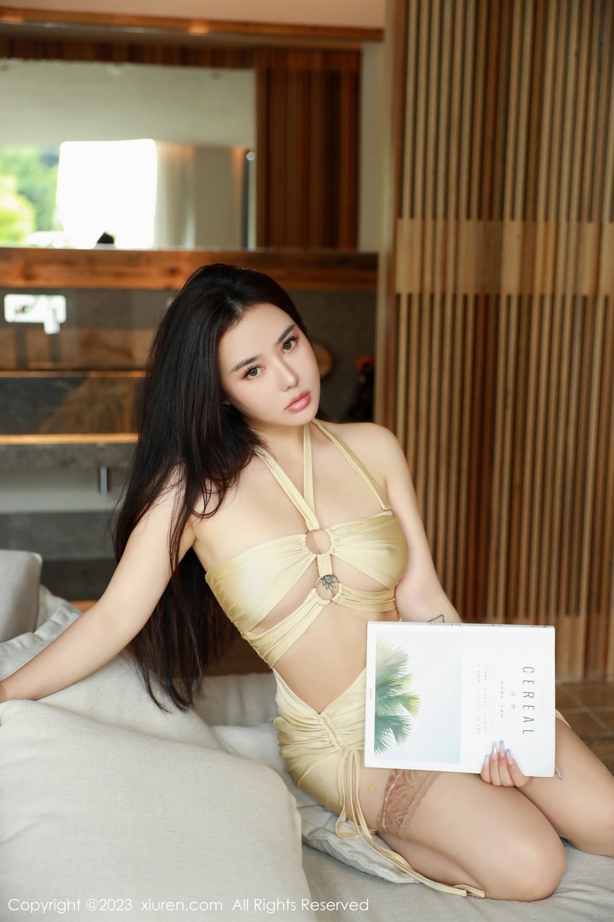 [XiuRen]高清写真图 2023.06.01 No.6840 玛鲁娜Manuela 丝袜美腿
