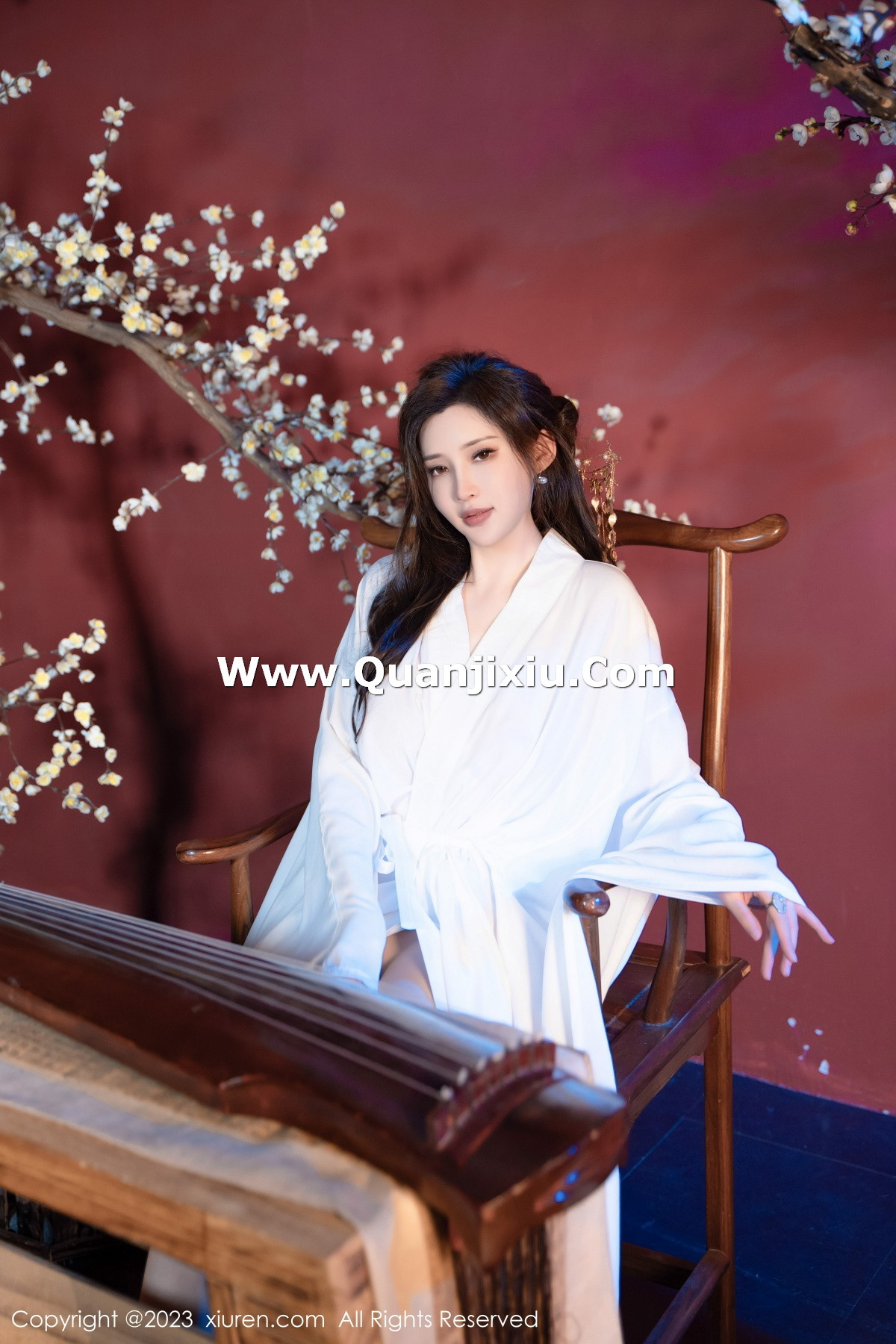 [XiuRen]高清写真图 2023.11.07 No.7625 Carol周妍希 古风美腿