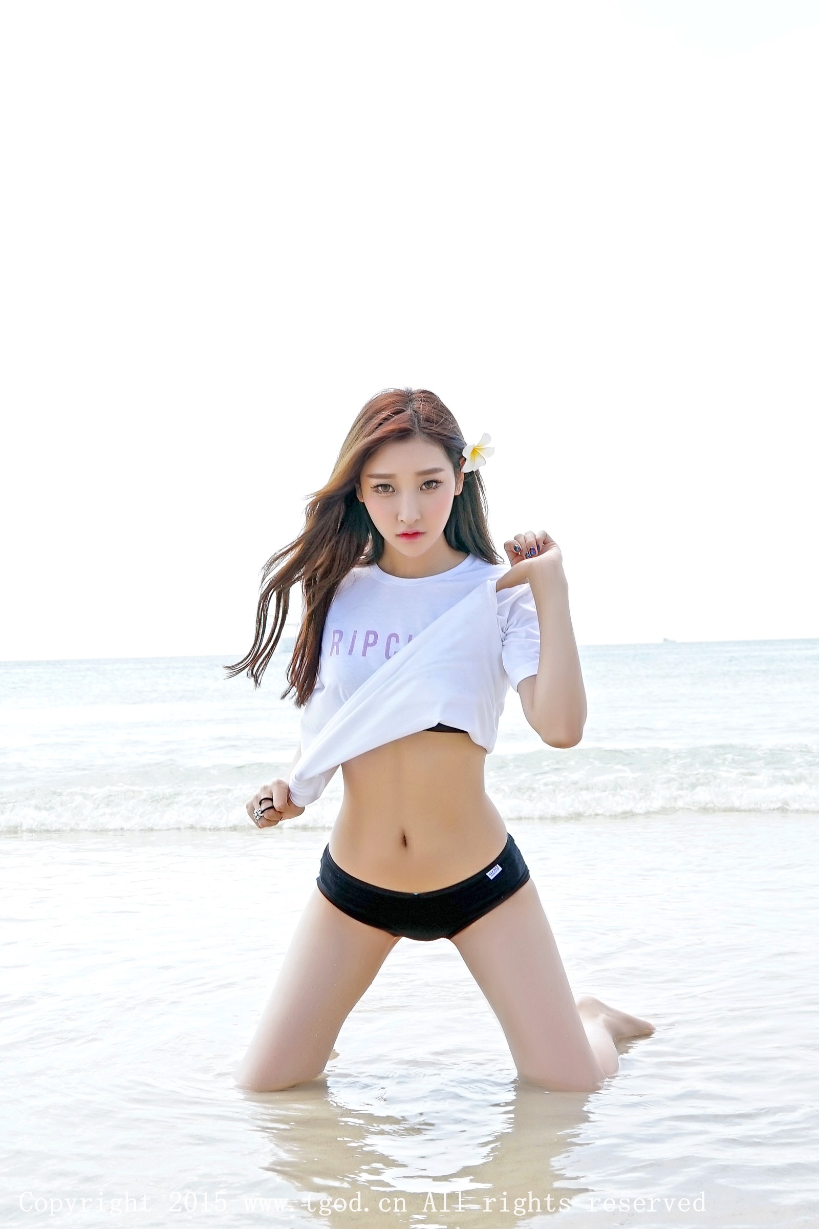 李筱乔JoJo [TGOD推女神]高清写真图普吉岛旅拍第三刊 ~