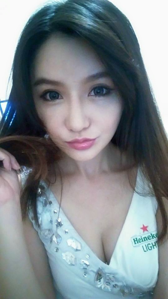 月光天使-辛西娅(王月绅)- 甜姐儿很无奈