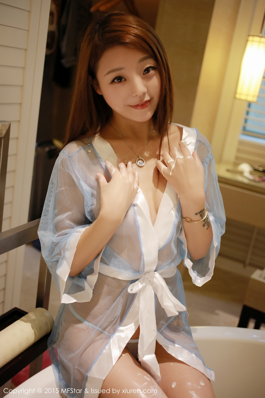 佘贝拉bella [MFStar模范学院]高清写真图2015.10.22 VOL.031