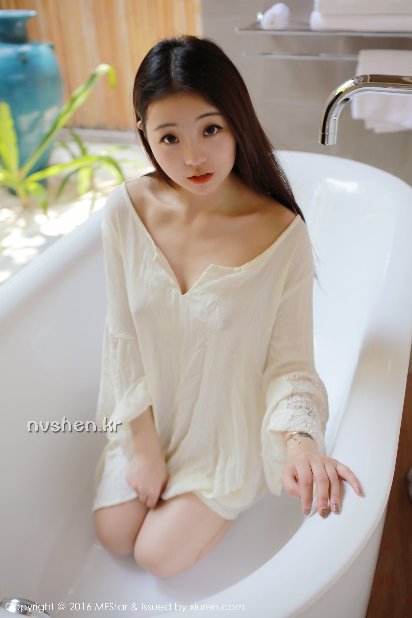 佘贝拉bella [MFStar模范学院]高清写真图2016.09.30 VOL.072