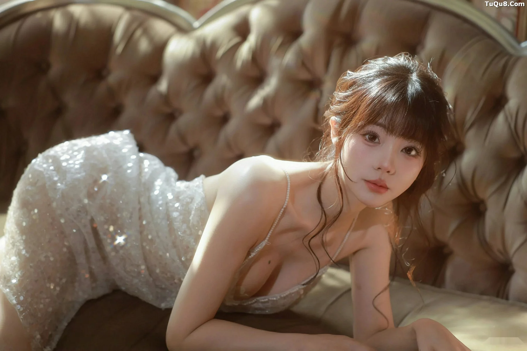 [XiuRen]高清写真图 2025.09.24 No.10799 佘贝拉Bella 连衣短裙
