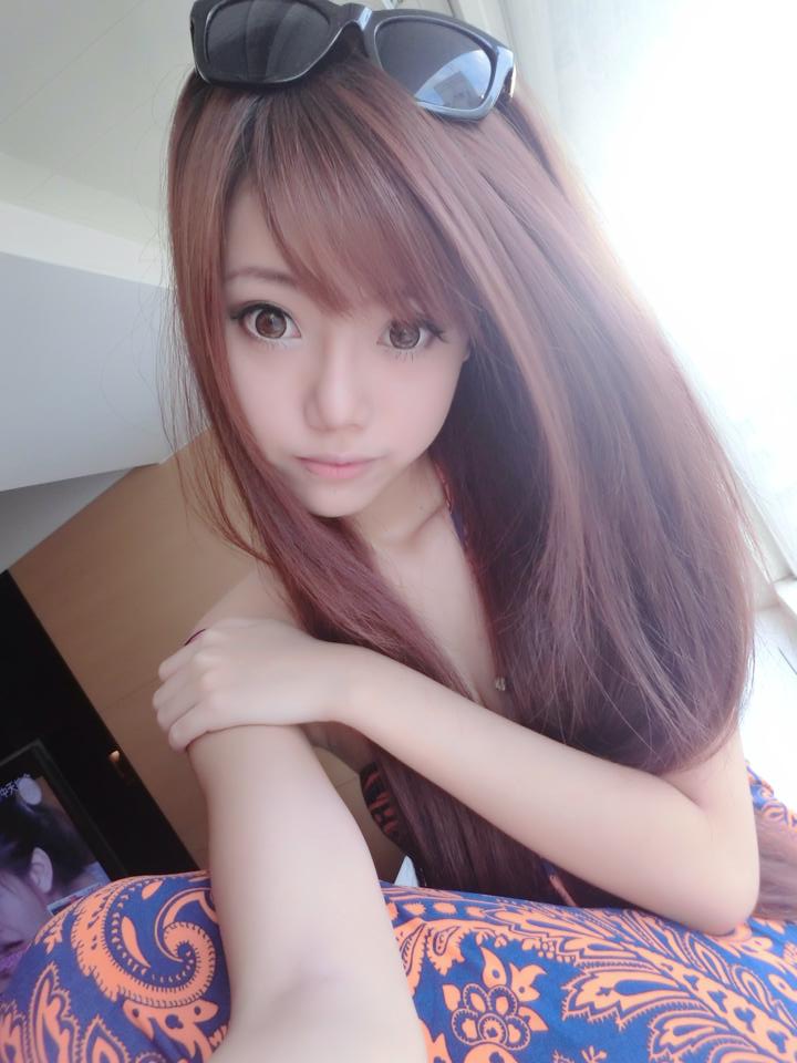 陈妤培 充气娃娃般的私房照诱惑写真图