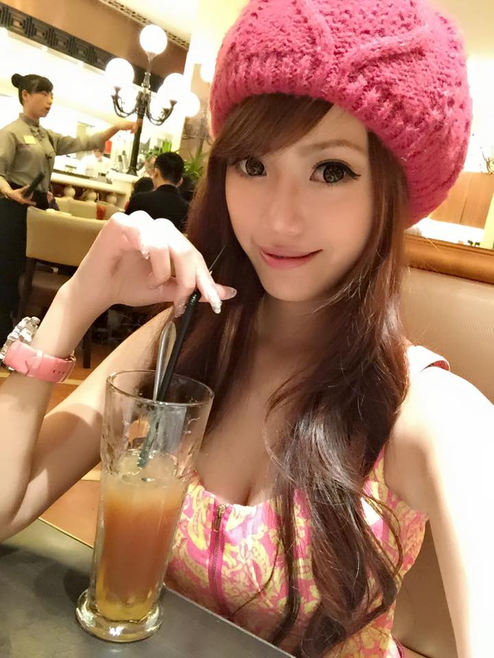 陈妤培 充气娃娃般的私房照诱惑写真图