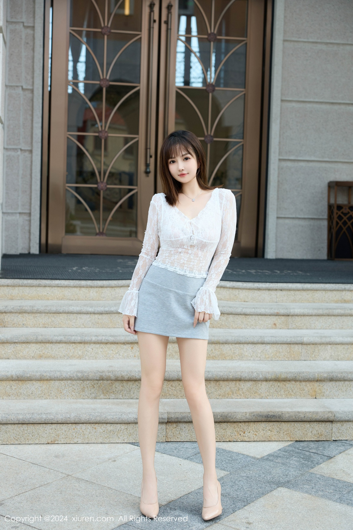 [XiuRen]高清写真图 2024.10.16 No.9294 养乐多Doll 美腿性感