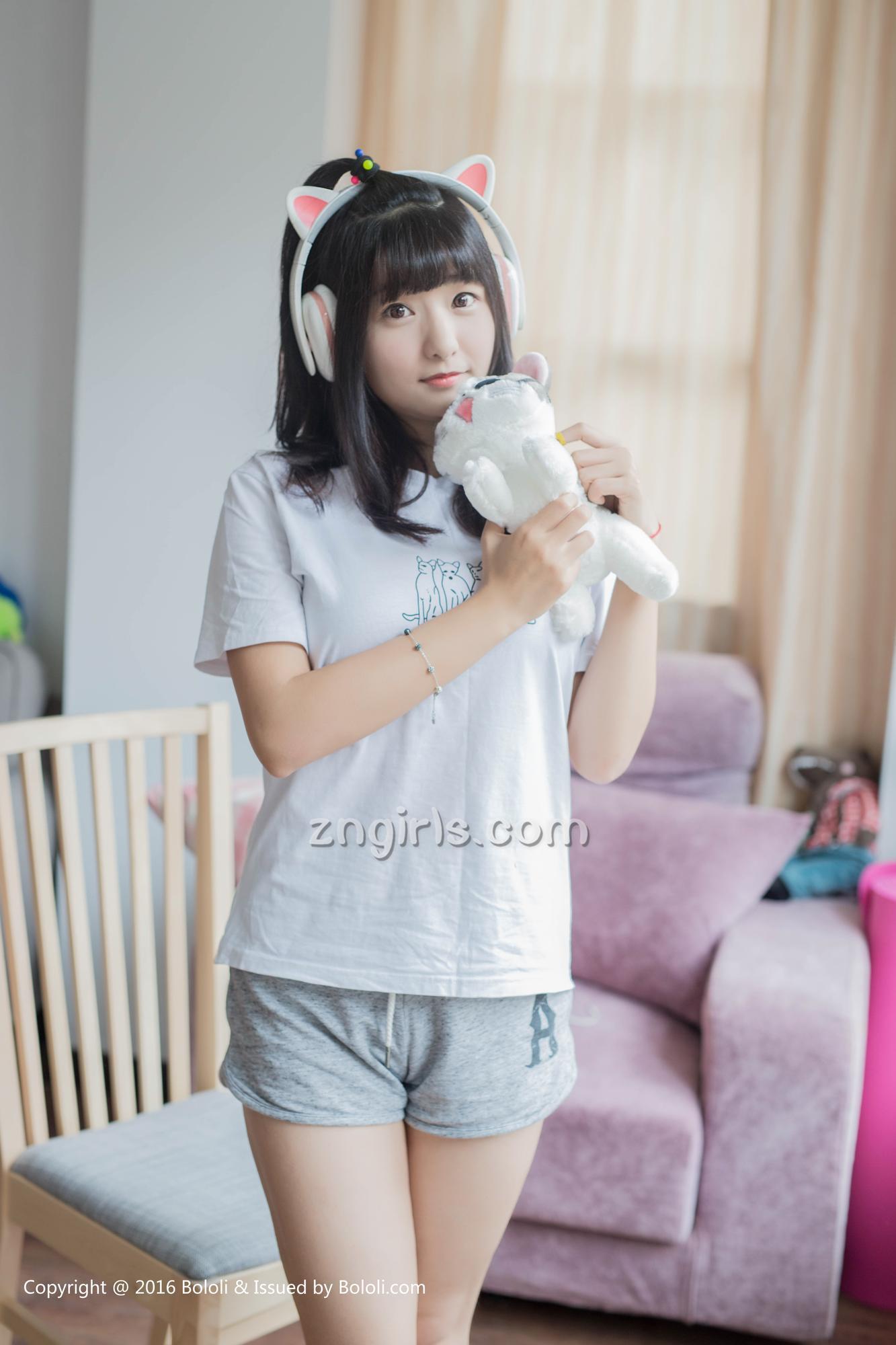 周闻 [Kimoe激萌文化]高清写真图KIM.006 球球喵耳机