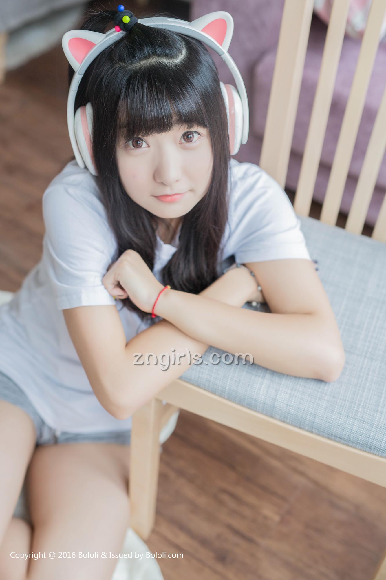 周闻 [Kimoe激萌文化]高清写真图KIM.006 球球喵耳机
