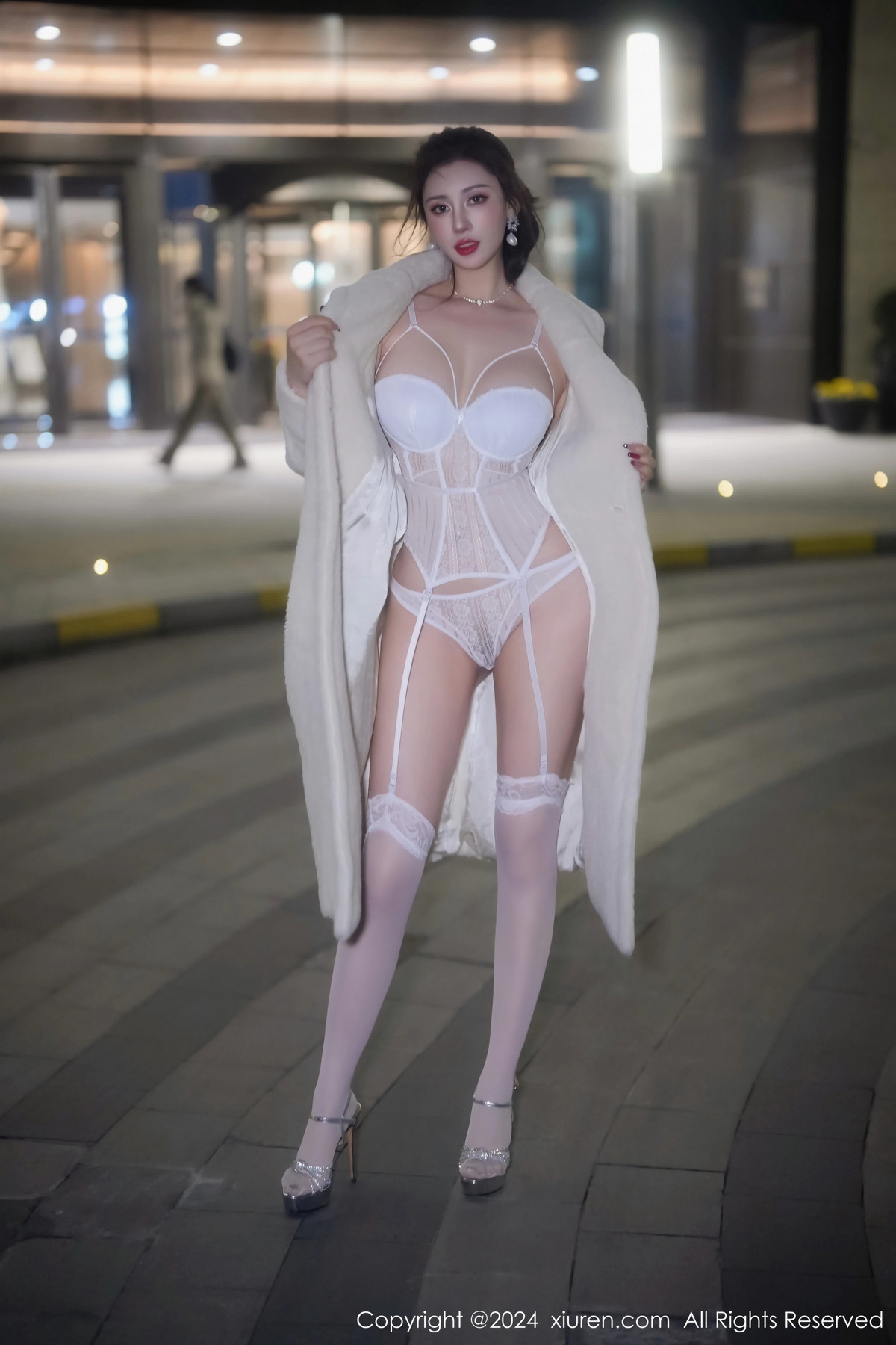 [XiuRen]高清写真图 2024.01.18 No.7978 蕾蕾醒了没 新人美臀
