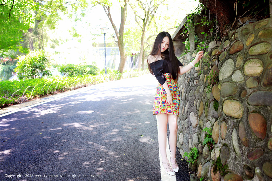 佩佩Cassie [TGOD推女神]高清写真图室外小清新 ~
