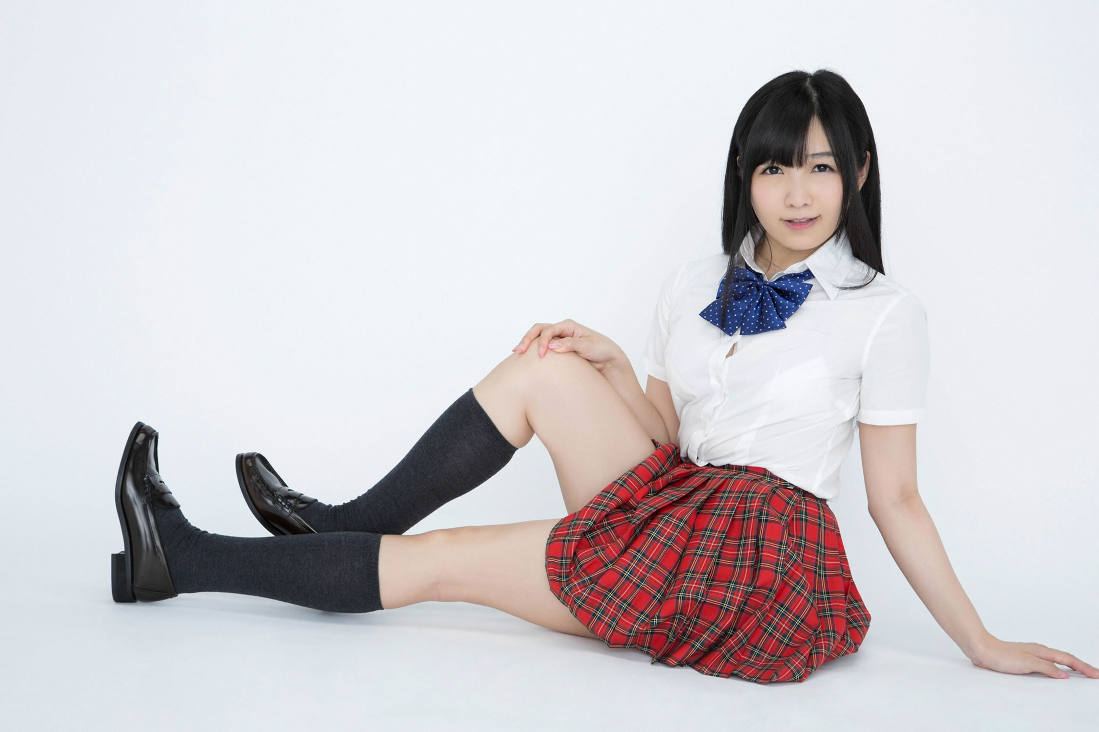 明莉Akari [YS-Web]高清写真图Vol.608 笑顔の天使、入学!