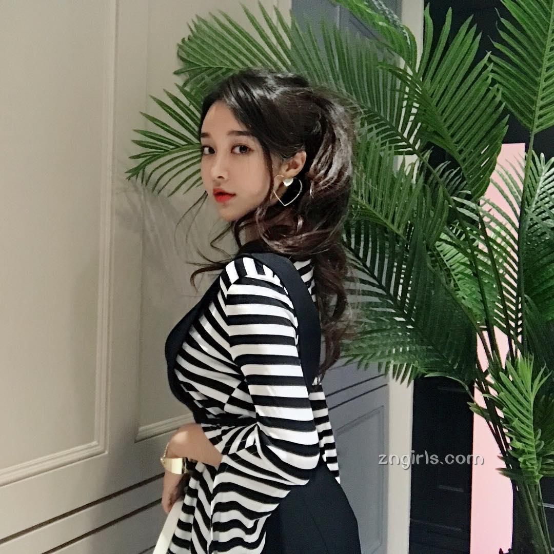 赵敏英- 最新Ig私房美图
