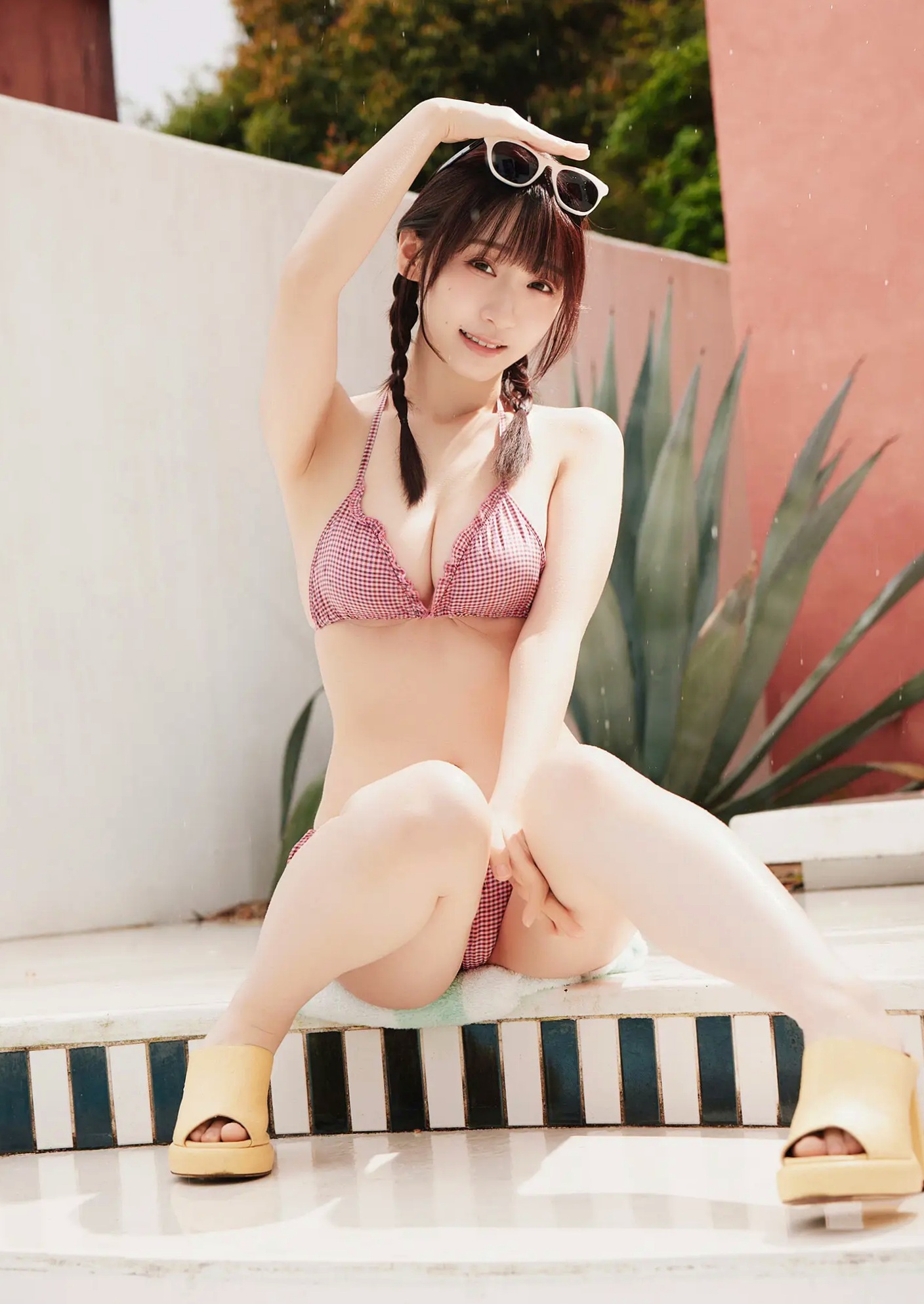 伊織もえ - 風待ち時間 [64P] 日本女神卧室家居私房写真 清新性感诱惑