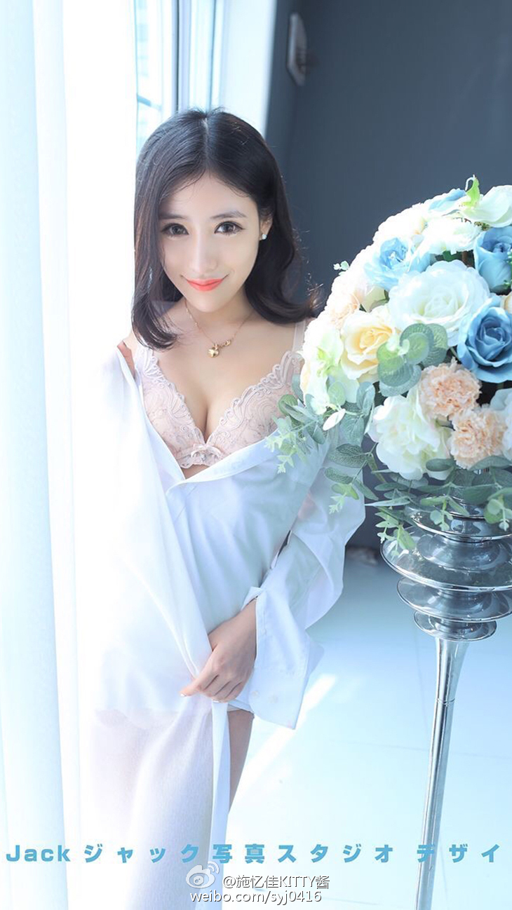 施忆佳Ashley 极品清新靓妹私房写真图