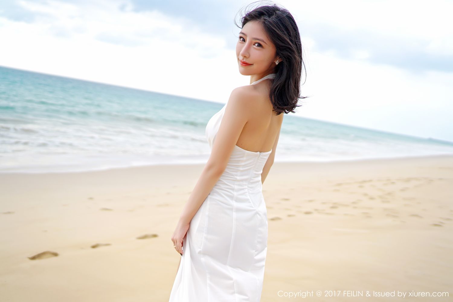 清纯女神施忆佳KITTY 夏天沙滩亭亭玉立