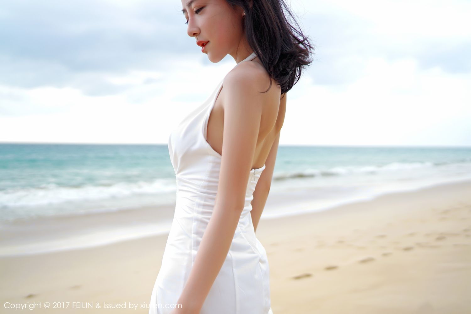 清纯女神施忆佳KITTY 夏天沙滩亭亭玉立