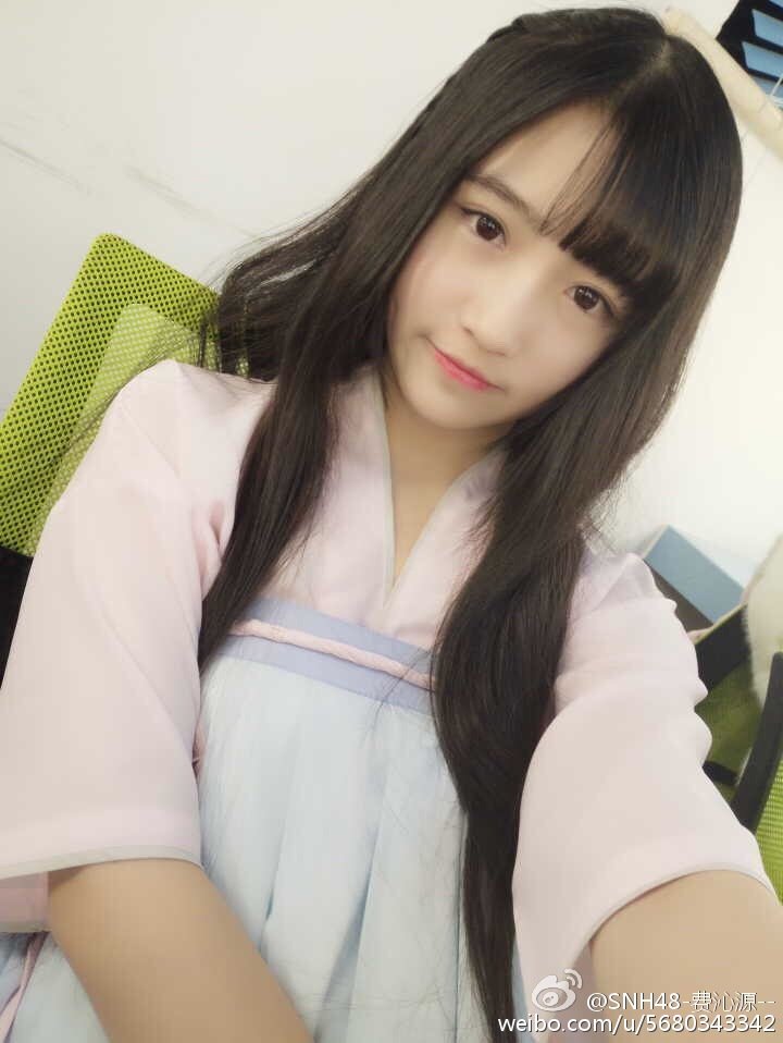 费沁源 四千年一遇美少女私房照诱惑写真图