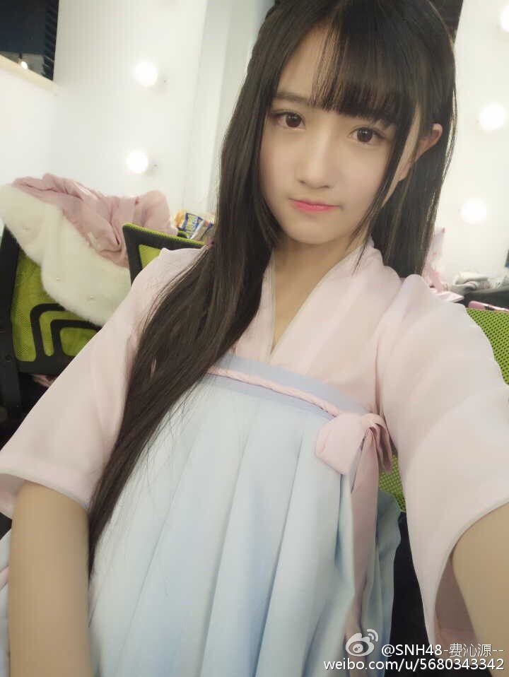 费沁源 四千年一遇美少女私房照诱惑写真图
