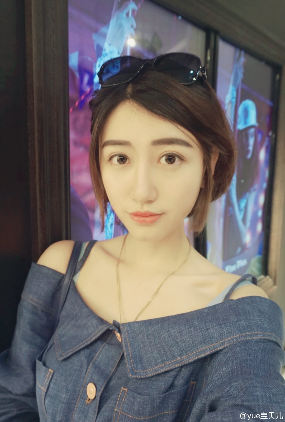 yue宝贝儿(王玥) 清新短发养眼写真图