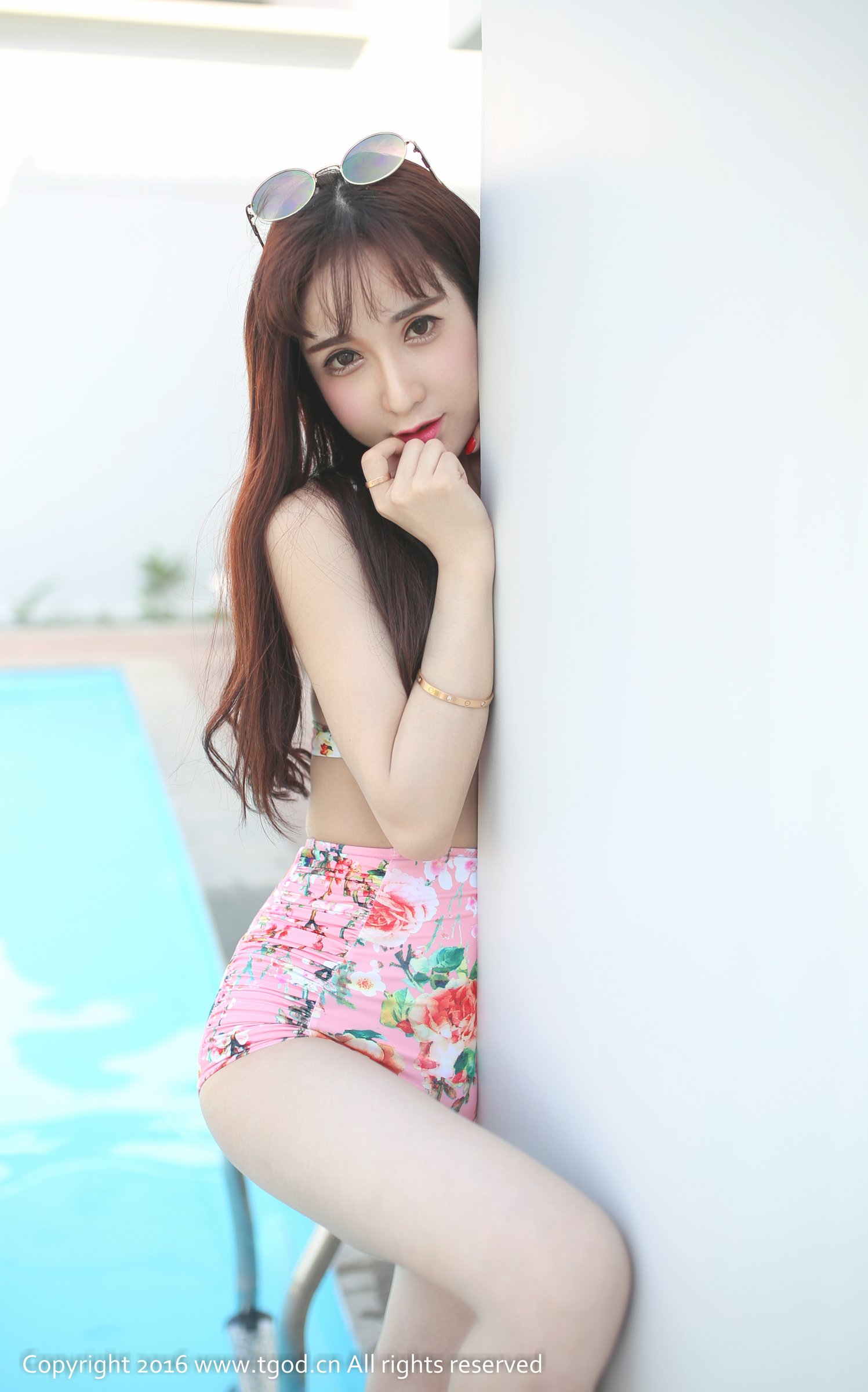 Eva_茜茜 [TGOD推女神]高清写真图越南芽庄旅拍 第一刊 ~