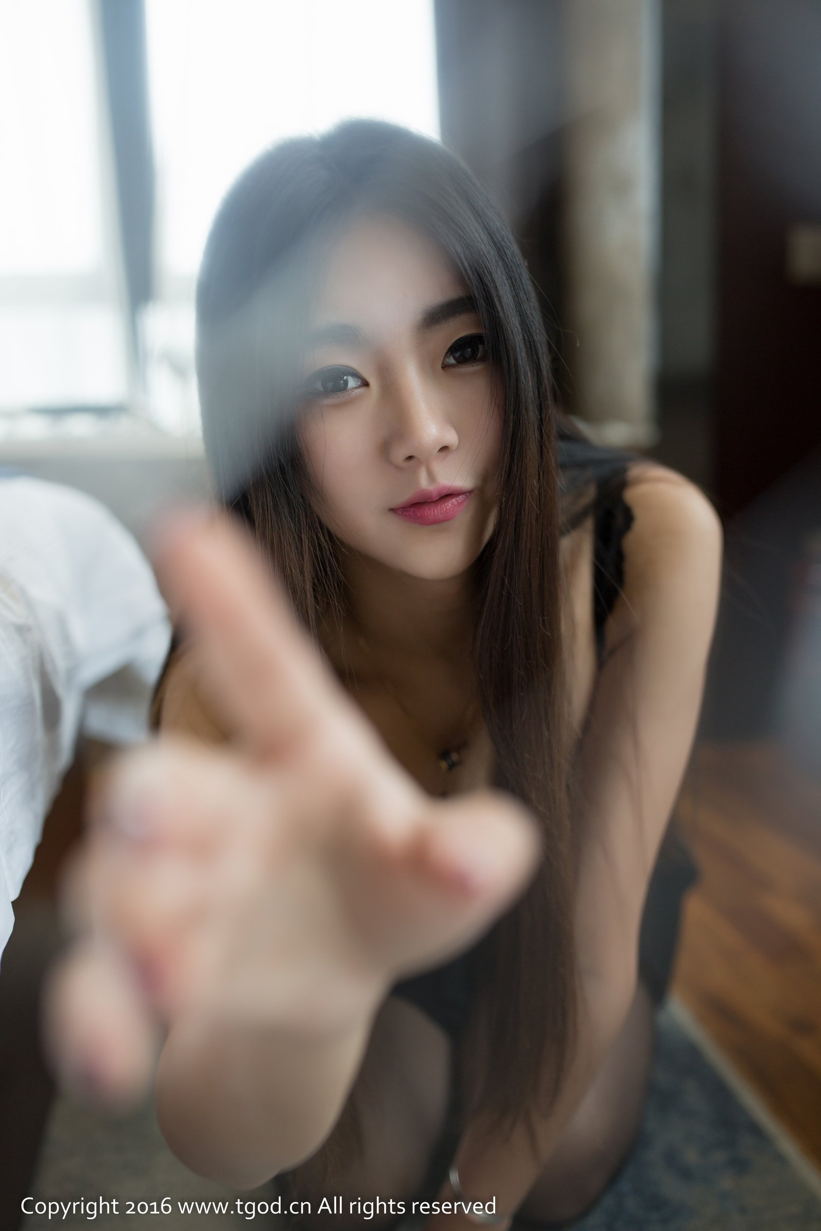 可乐Vicky [TGOD推女神]高清写真图甜心萝莉～