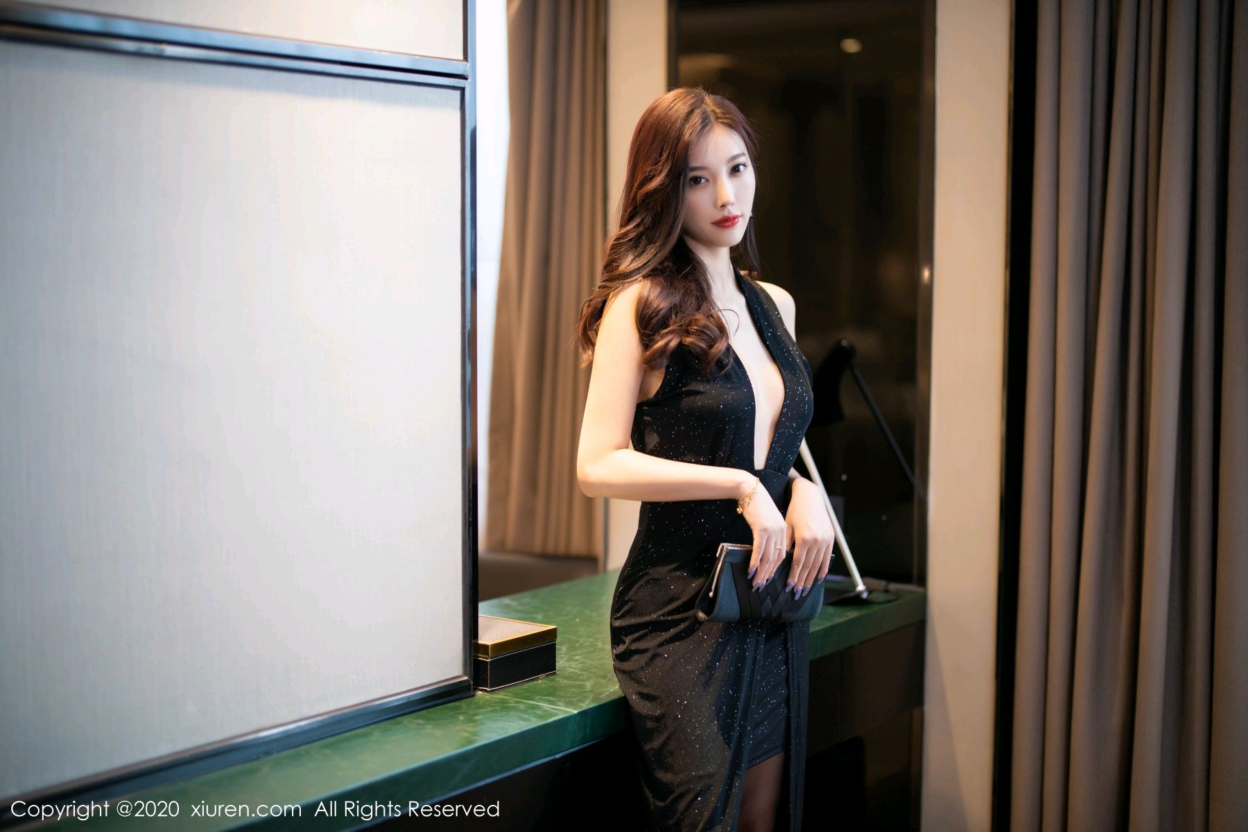 [XiuRen]高清写真图 2020.09.28 No.2616 杨晨晨sugar