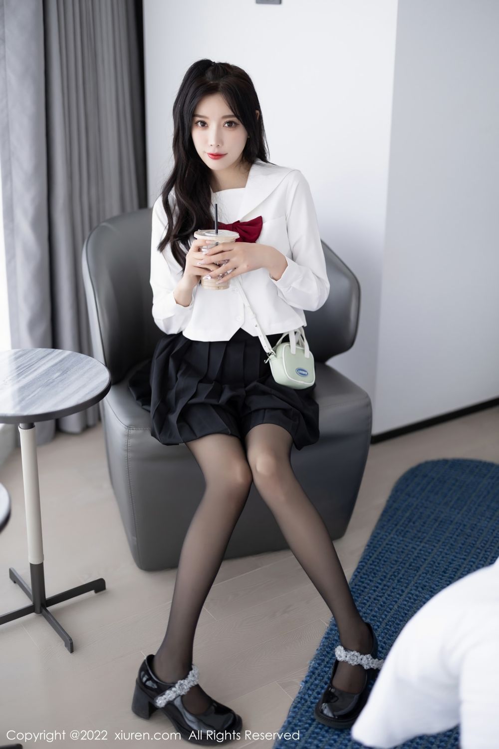 [XiuRen]高清写真图 2022.11.08 No.5823 杨晨晨Yome
