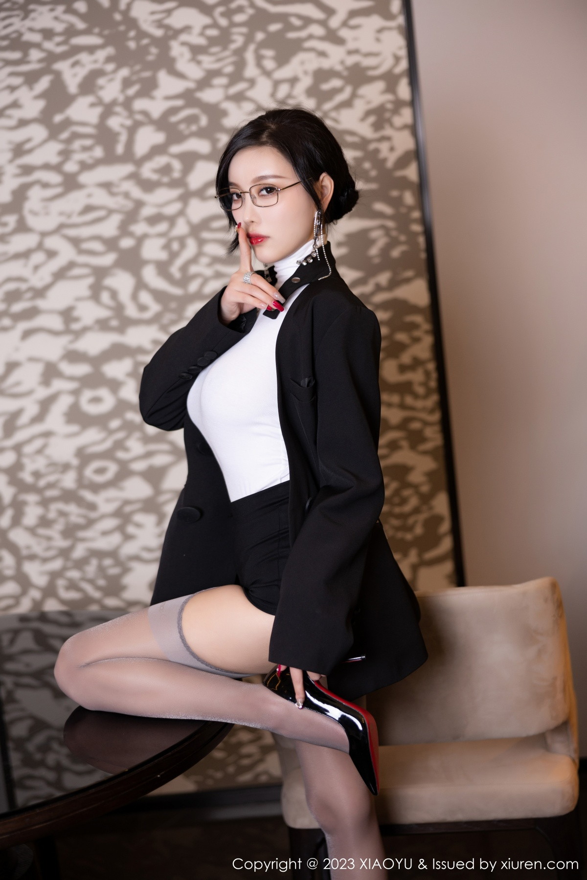 [XIAOYU]高清写真图 2023.01.20 VOL.951 杨晨晨Yome 丝袜美臀