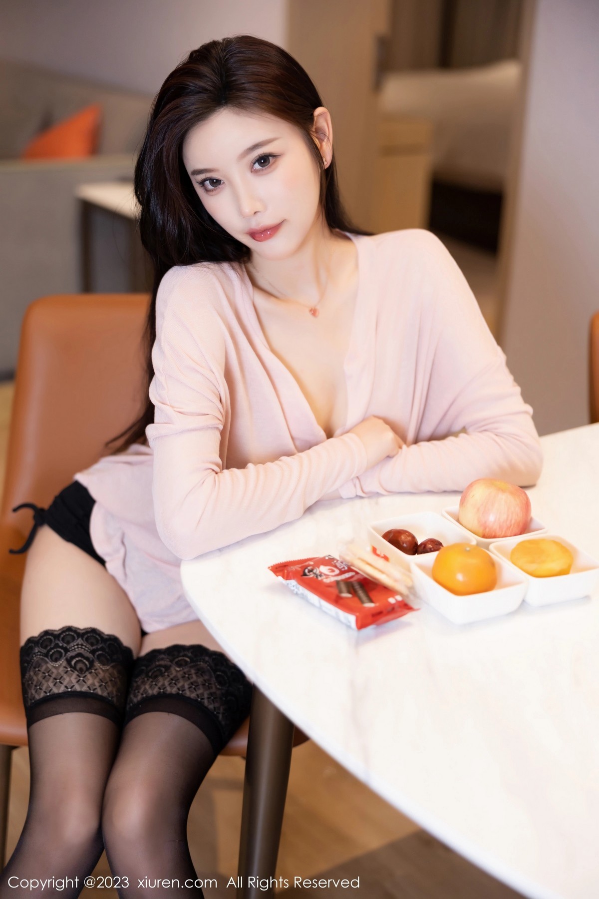 [XiuRen]高清写真图 2023.05.23 No.6788 杨晨晨Yome 黑丝美臀