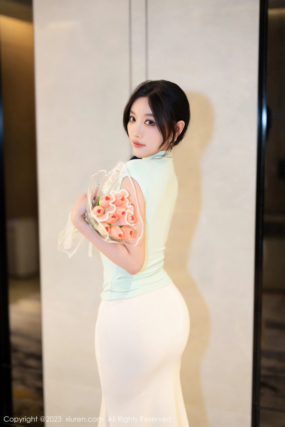 [XiuRen]高清写真图 2023.10.09 No.7481 杨晨晨Yome 御姐美臀