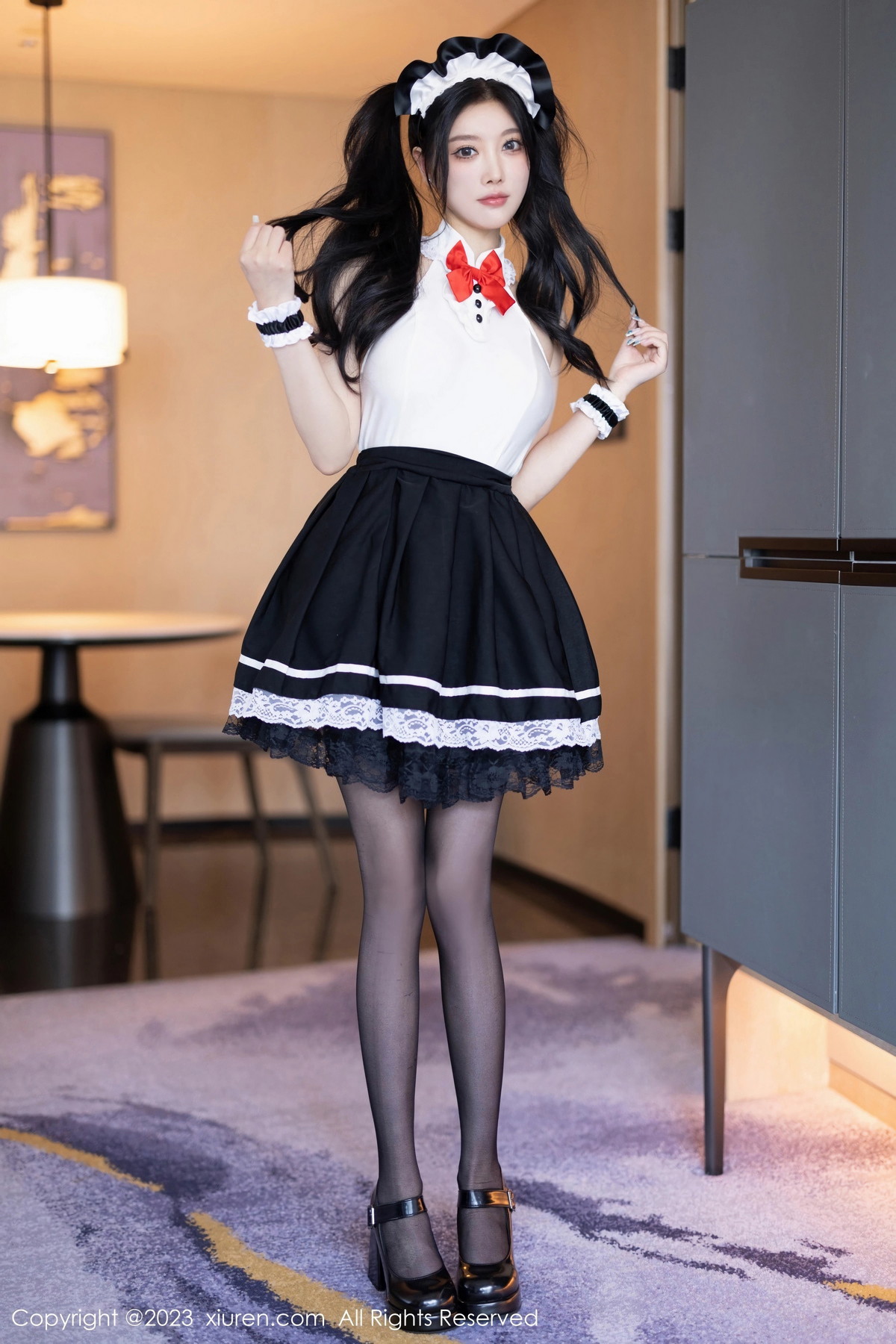 [XiuRen]高清写真图 2023.10.31 No.7590 杨晨晨Yome 黑丝美臀