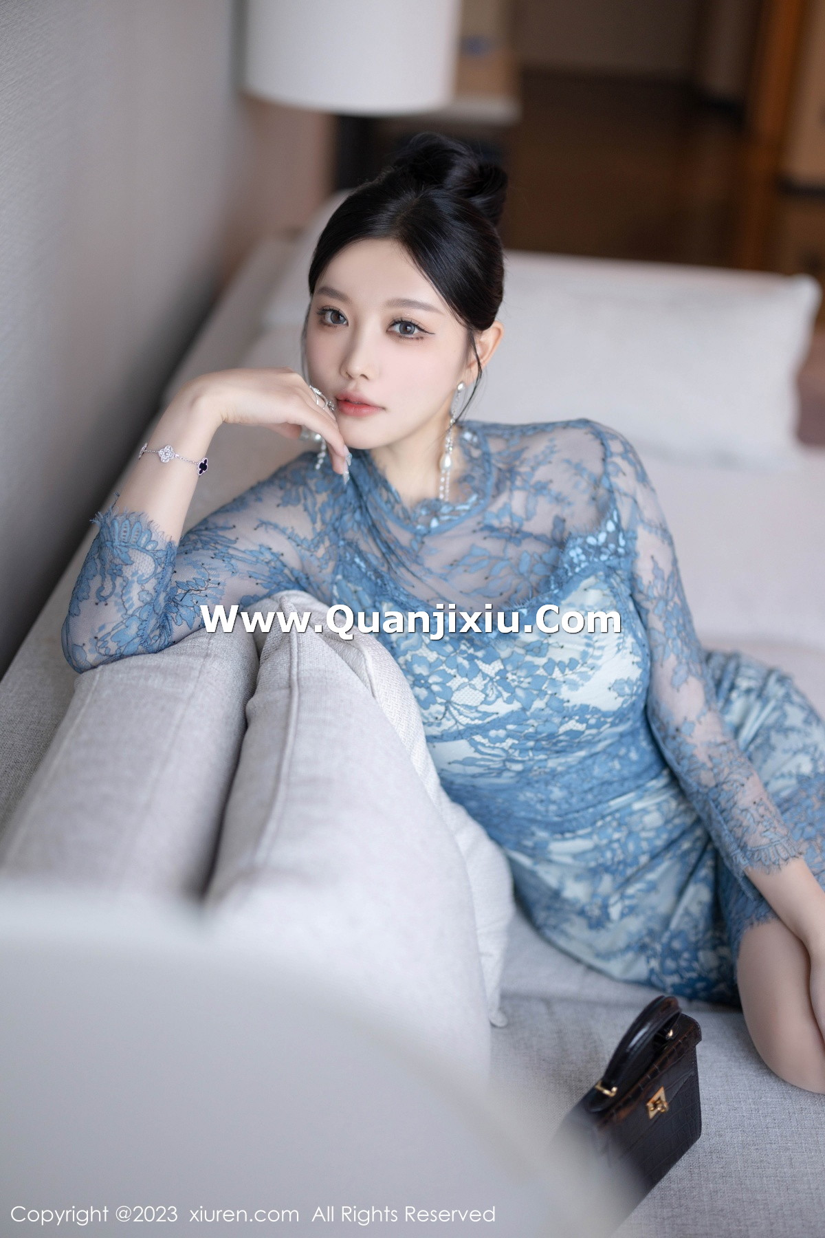 [XiuRen]高清写真图 2023.11.28 No.7732 杨晨晨Yome 丝袜美腿