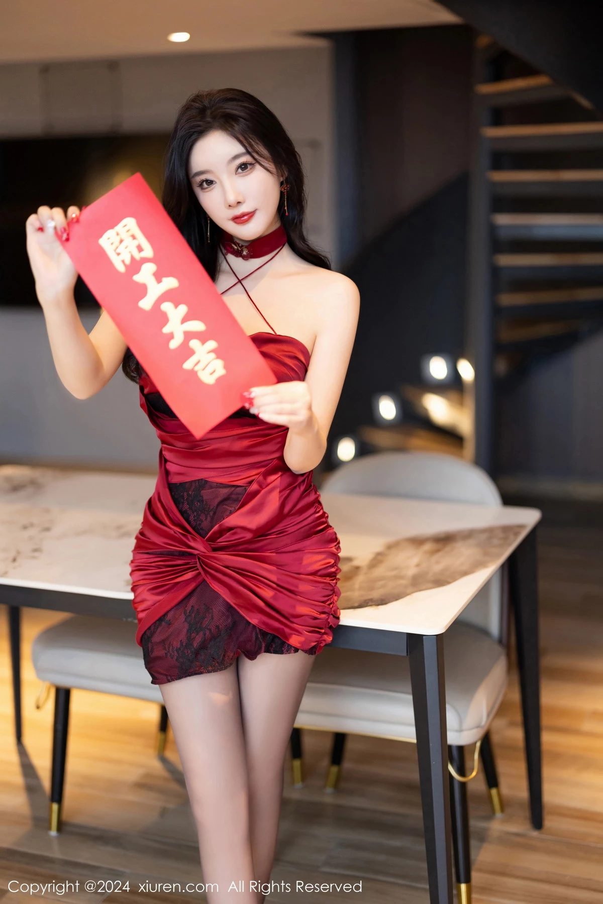 [XiuRen]高清写真图 2024.02.18 No.8103 杨晨晨Yome 丝袜美腿