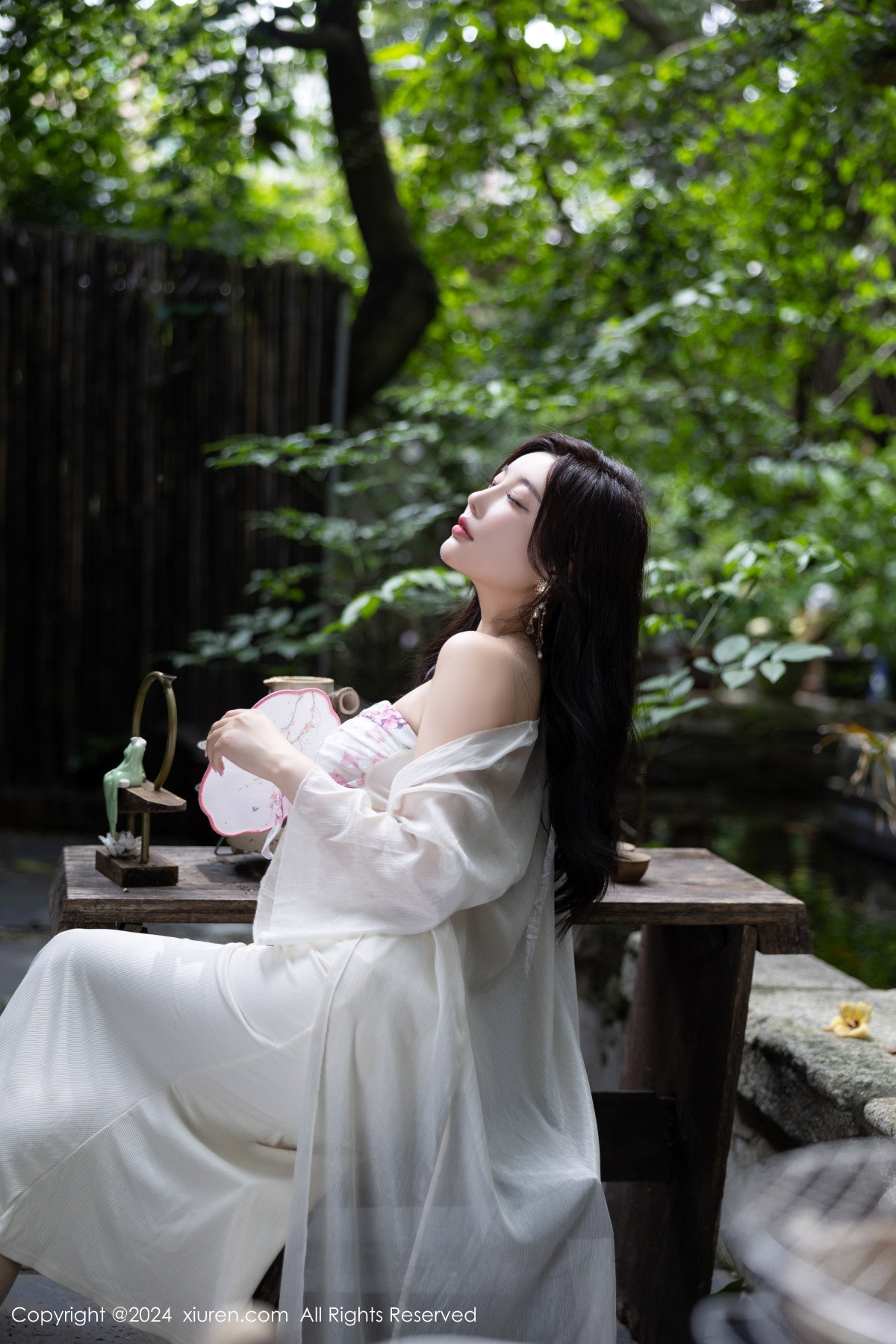 [XiuRen]高清写真图 2024.07.26 No.8926 杨晨晨Yome 丝袜美腿