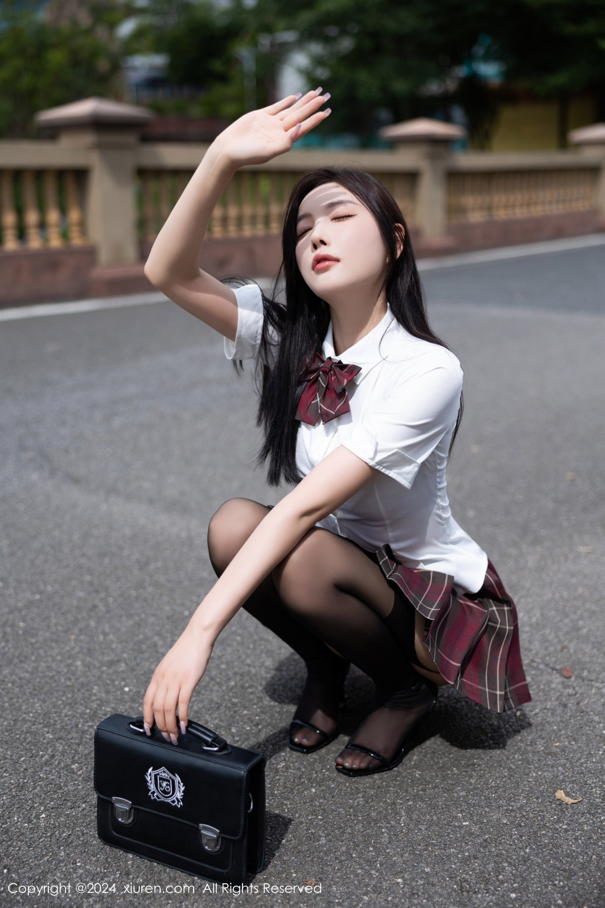 [XiuRen]高清写真图 2024.08.23 No.9064 杨晨晨Yome 黑丝美腿