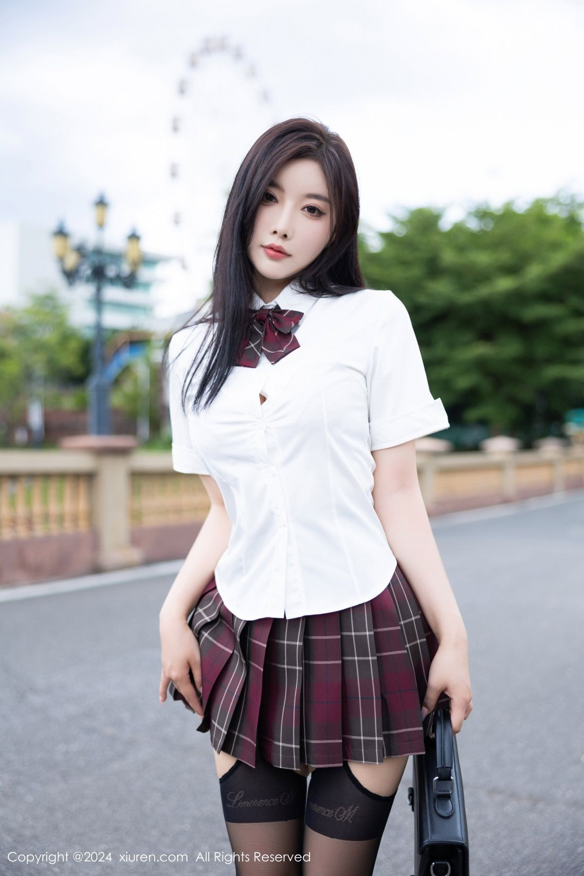 [XiuRen]高清写真图 2024.08.23 No.9064 杨晨晨Yome 黑丝美腿