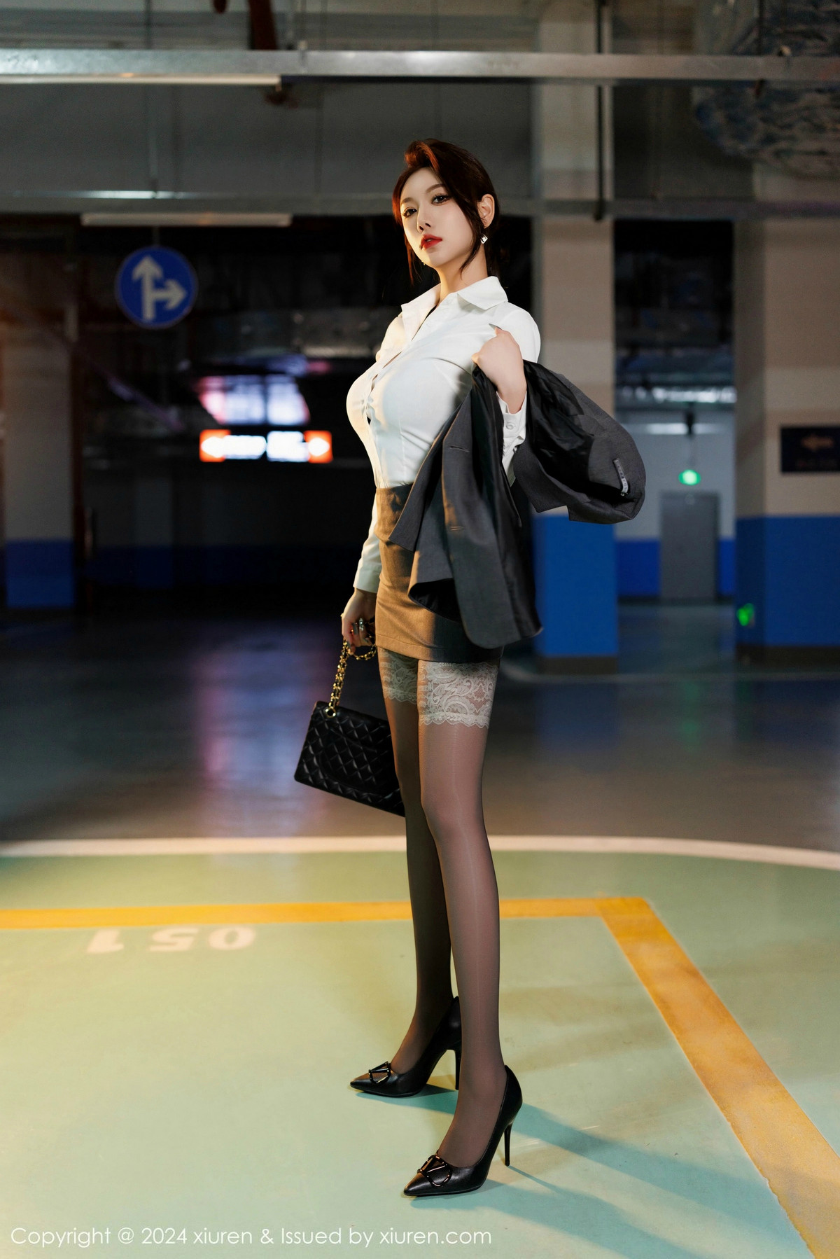 [XiuRen]高清写真图 2024.12.20 No.9634 杨晨晨Yome 黑丝美臀