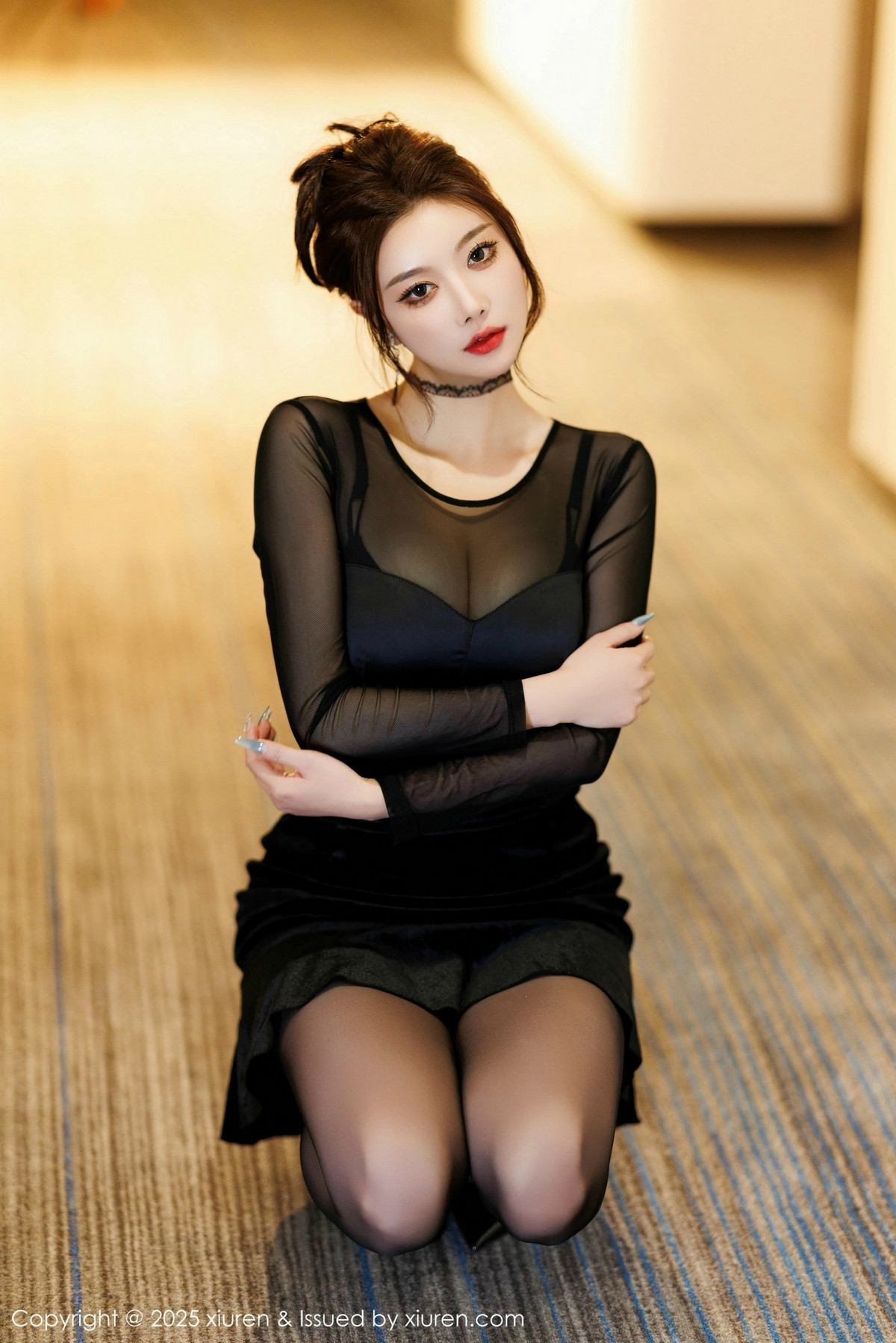 [XiuRen]高清写真图 2025.01.17 No.9776 杨晨晨Yome 黑丝美腿