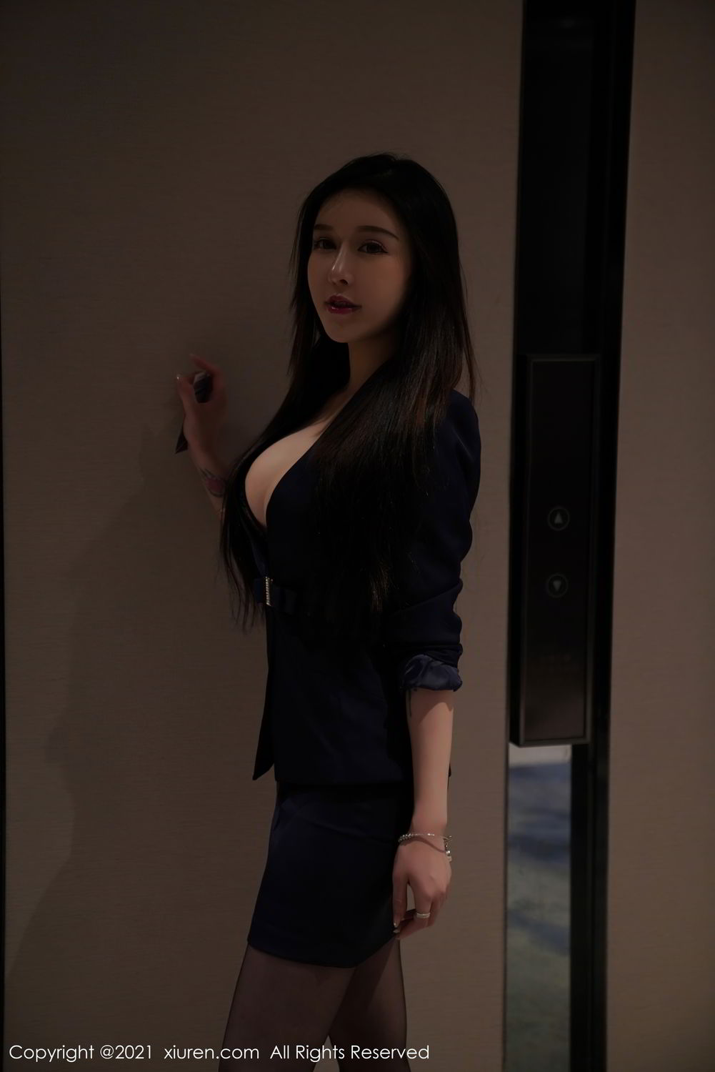 [XiuRen]高清写真图 2021.01.26 No.3043 玉兔miki