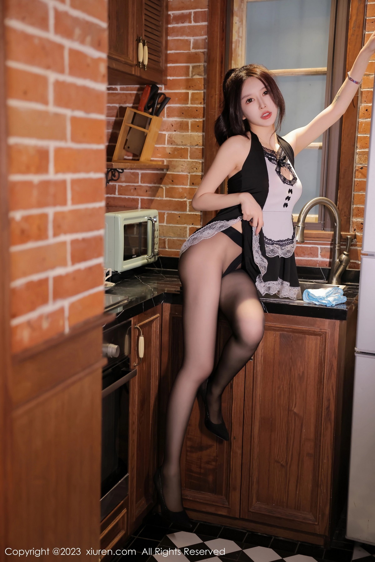 [XiuRen]高清写真图 2023.02.21 No.6295 玉兔miki 黑丝美臀