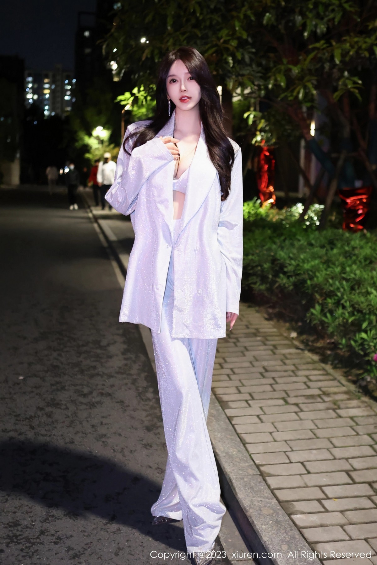 [XiuRen]高清写真图 2023.04.20 No.6605 玉兔miki 时尚美腿